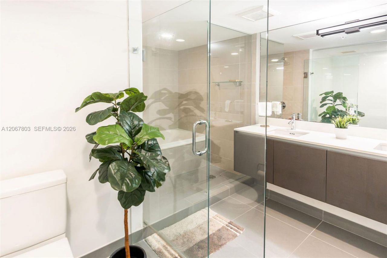 6620 Indian Creek Dr, Unit 509, Miami Beach, FL 33141 Photo