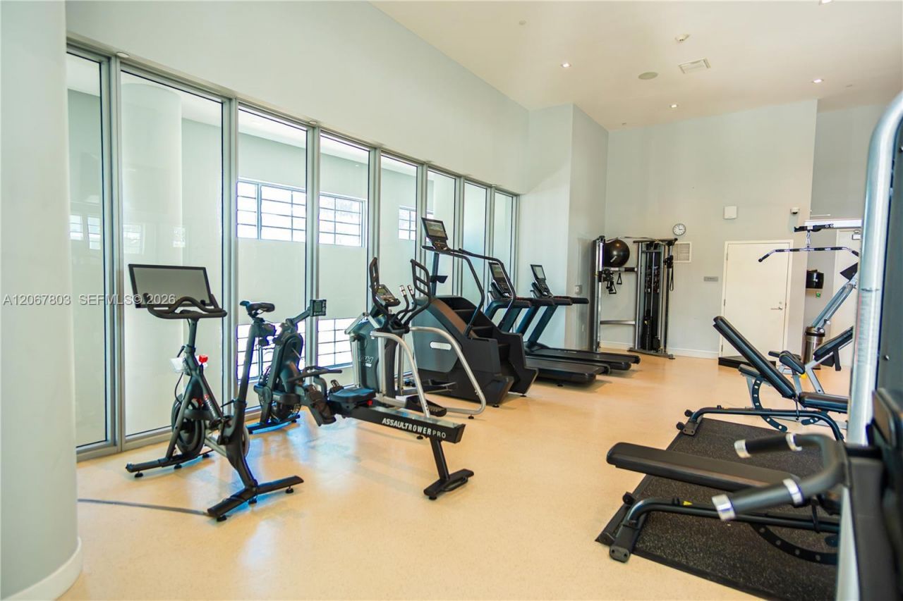 6620 Indian Creek Dr, Unit 509, Miami Beach, FL 33141 Photo