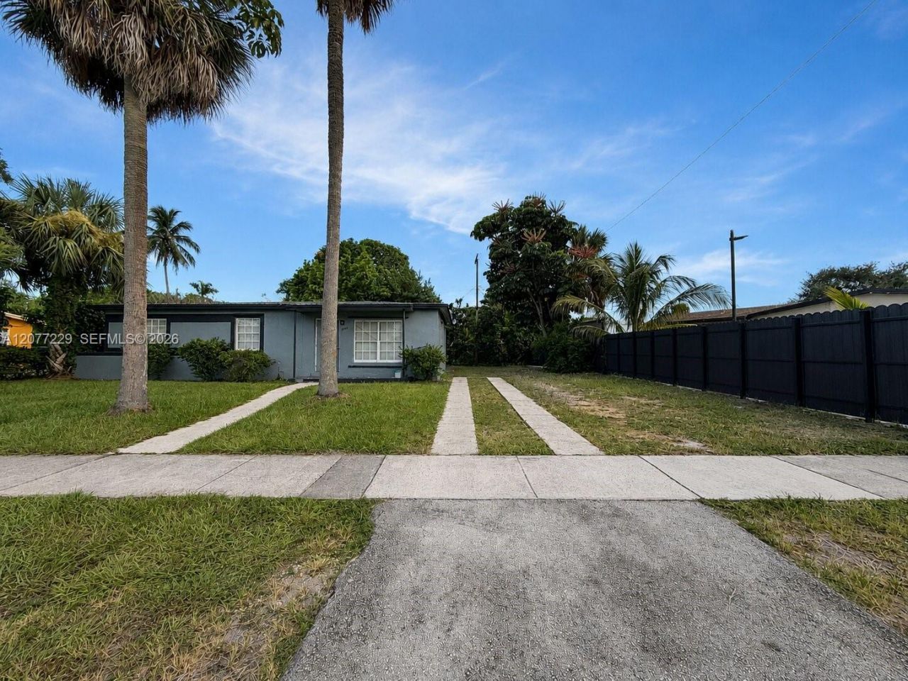 3380 NW 8th St, Lauderhill, FL 33311 Photo