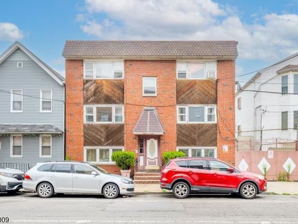 33 Adams St, Unit 1, Newark, NJ 07105