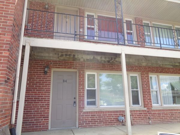 1340 N main Street , Unit D11, Wheaton, IL 60187