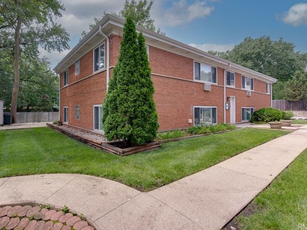 34 N Main Street , Unit 1S, Glen Ellyn, IL 60137
