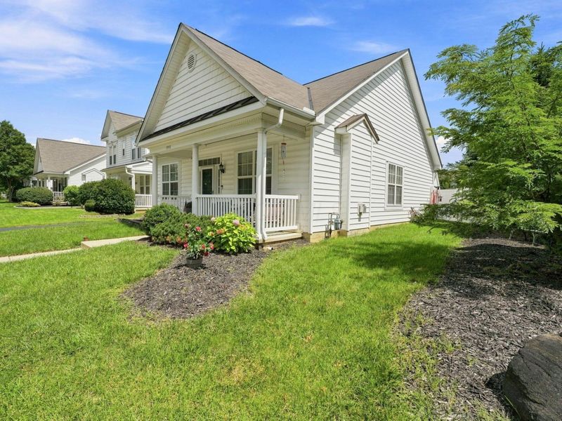 3992 Trade Royal Crossing Drive, Columbus, OH 43230 Photo 3