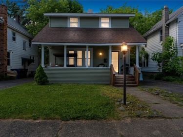 122 Cortland Place, Syracuse, NY 13207
