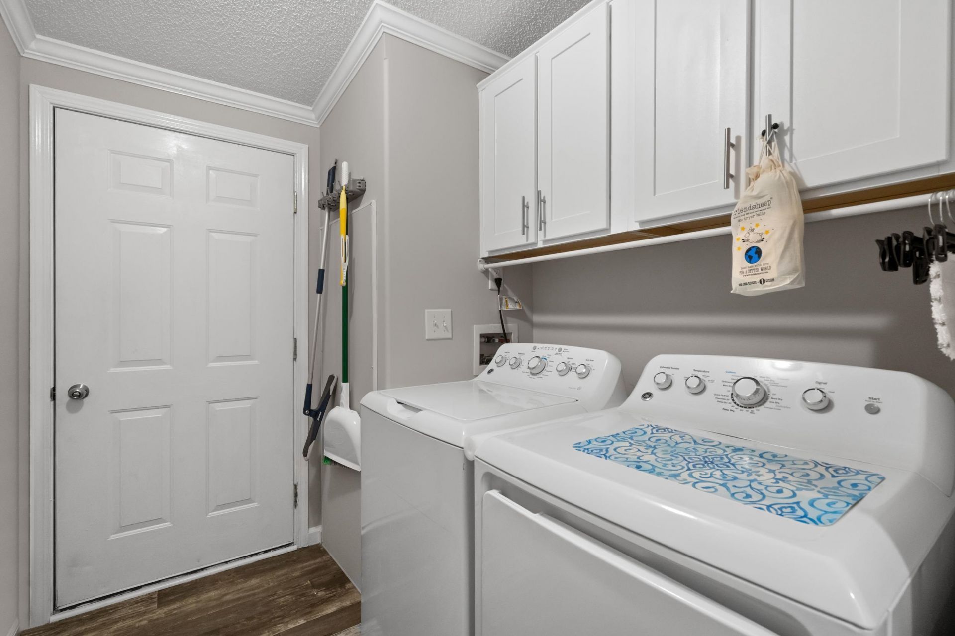1792 Fairbanks Dr. Photo 30