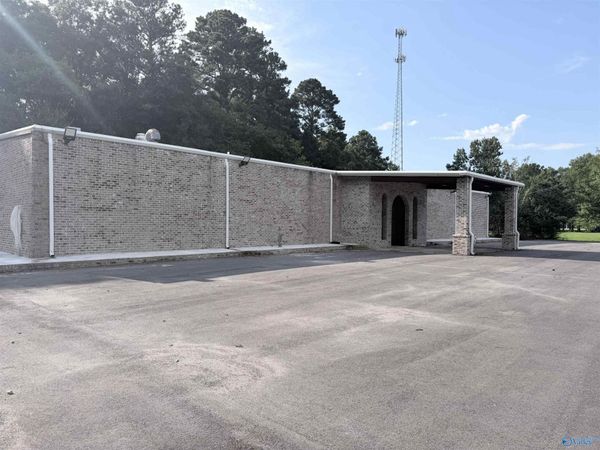 17915 W Elm Street, Athens, AL 35611