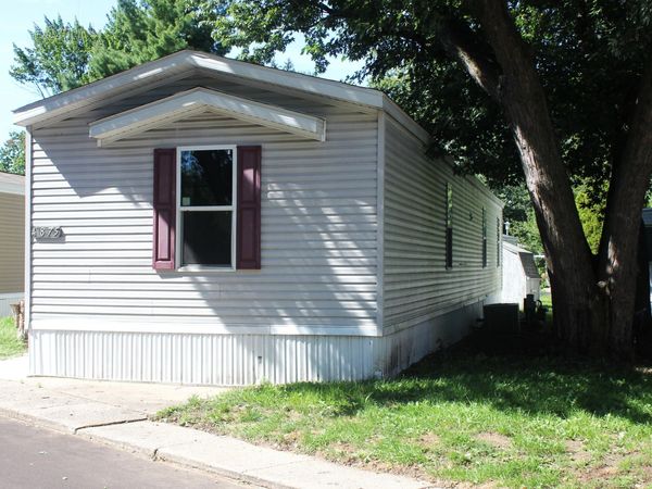 4875 Pamela Avenue SE, Kentwood, MI 49548