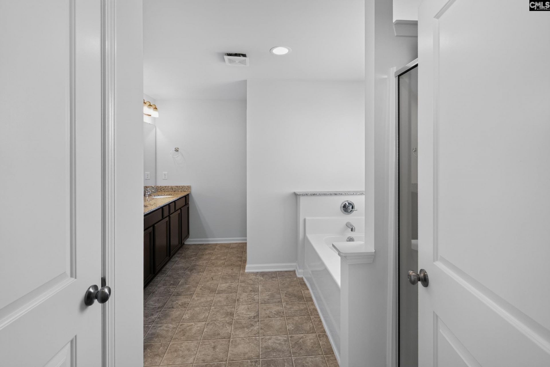247 Ashewicke Drive  Photo 36