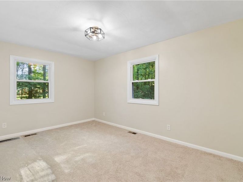 1075 NE River Road, Lake Milton, OH 44429 Photo 14