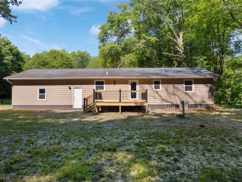 1075 NE River Road, Lake Milton, OH 44429 Photo 32