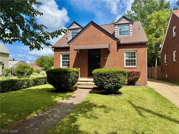 19807 Kewanee Avenue, Cleveland, OH 44119