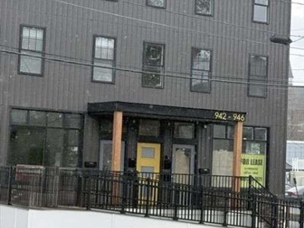 944 East St, Unit 3, Walpole, MA 02081