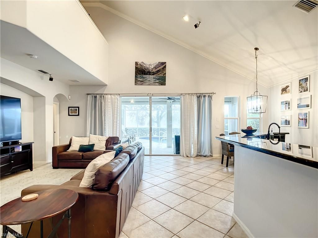 8359 Laurel Lakes Blvd, Naples, FL 34119 Photo