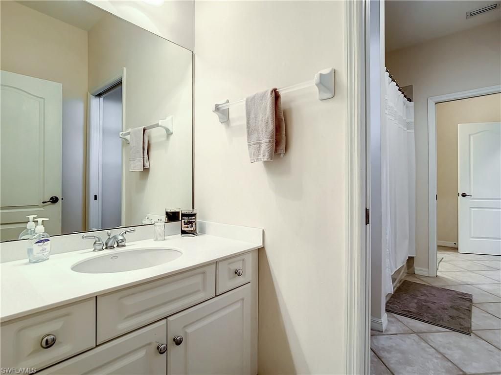 8359 Laurel Lakes Blvd, Naples, FL 34119 Photo