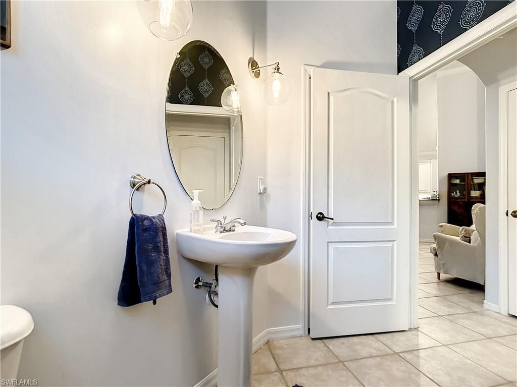 8359 Laurel Lakes Blvd, Naples, FL 34119 Photo