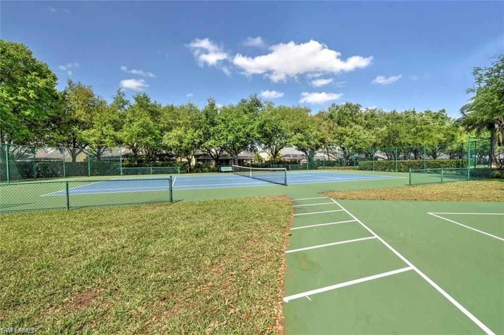 8359 Laurel Lakes Blvd, Naples, FL 34119 Photo