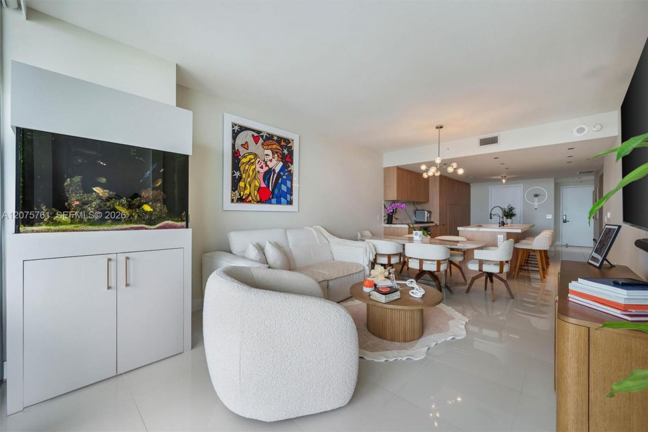 650 NE 32nd St , Unit 1203, Miami, FL 33137 Photo