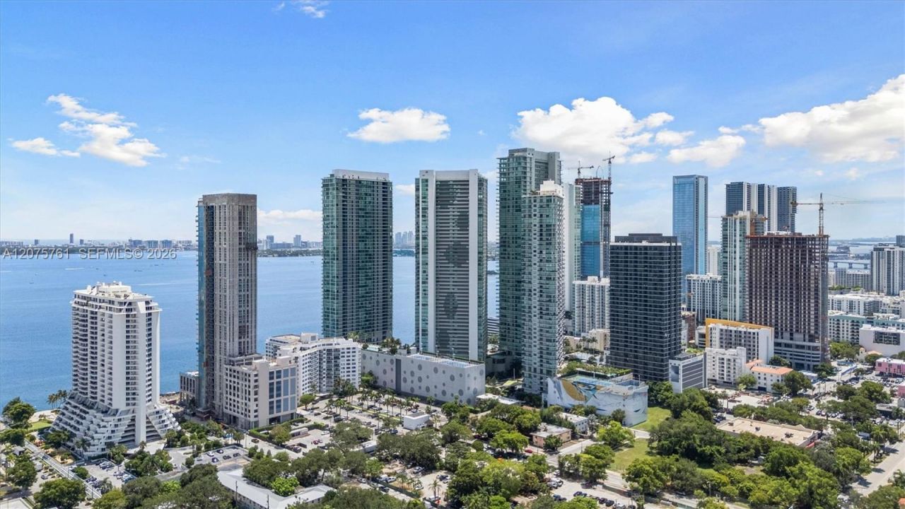 650 NE 32nd St , Unit 1203, Miami, FL 33137 Photo