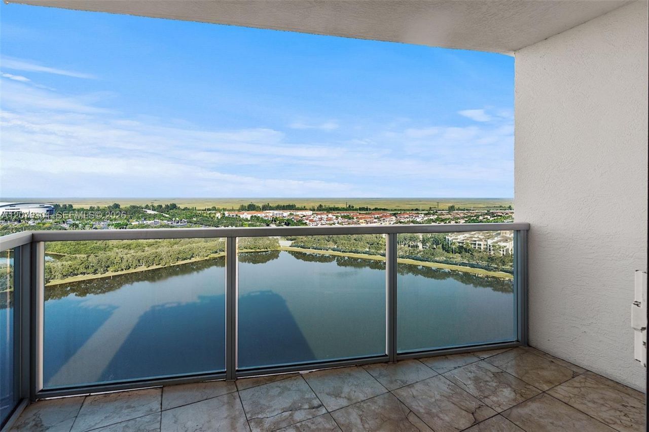 2641 N Flamingo Rd , Unit 2205N, Sunrise, FL 33323 Photo