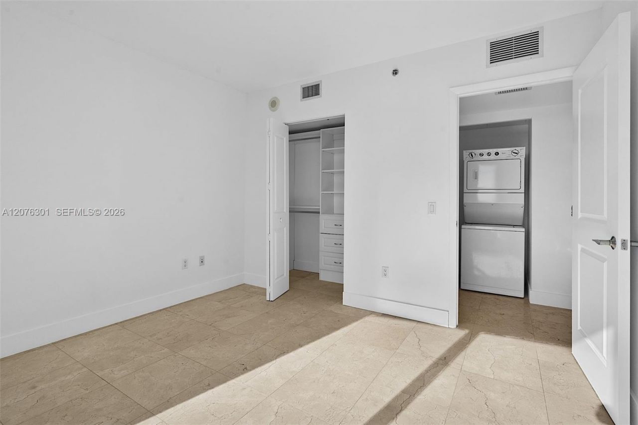 2641 N Flamingo Rd , Unit 2205N, Sunrise, FL 33323 Photo