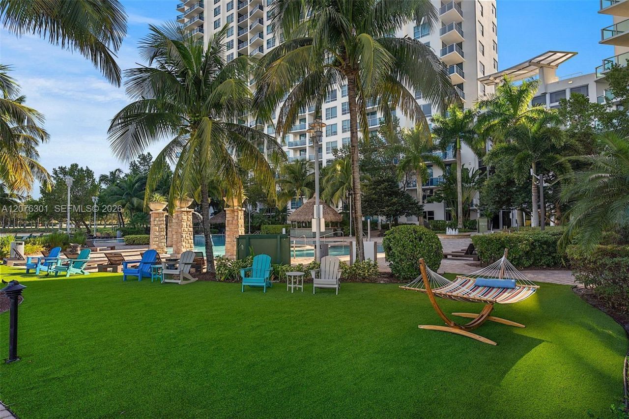 2641 N Flamingo Rd , Unit 2205N, Sunrise, FL 33323 Photo
