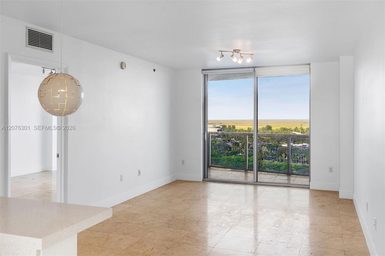 2641 N Flamingo Rd , Unit 2205N, Sunrise, FL 33323 Photo