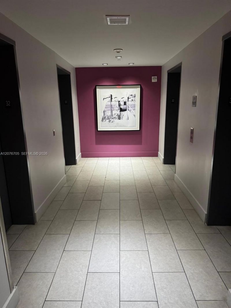 500 Brickell Ave , Unit 3210, Miami, FL 33131 Photo