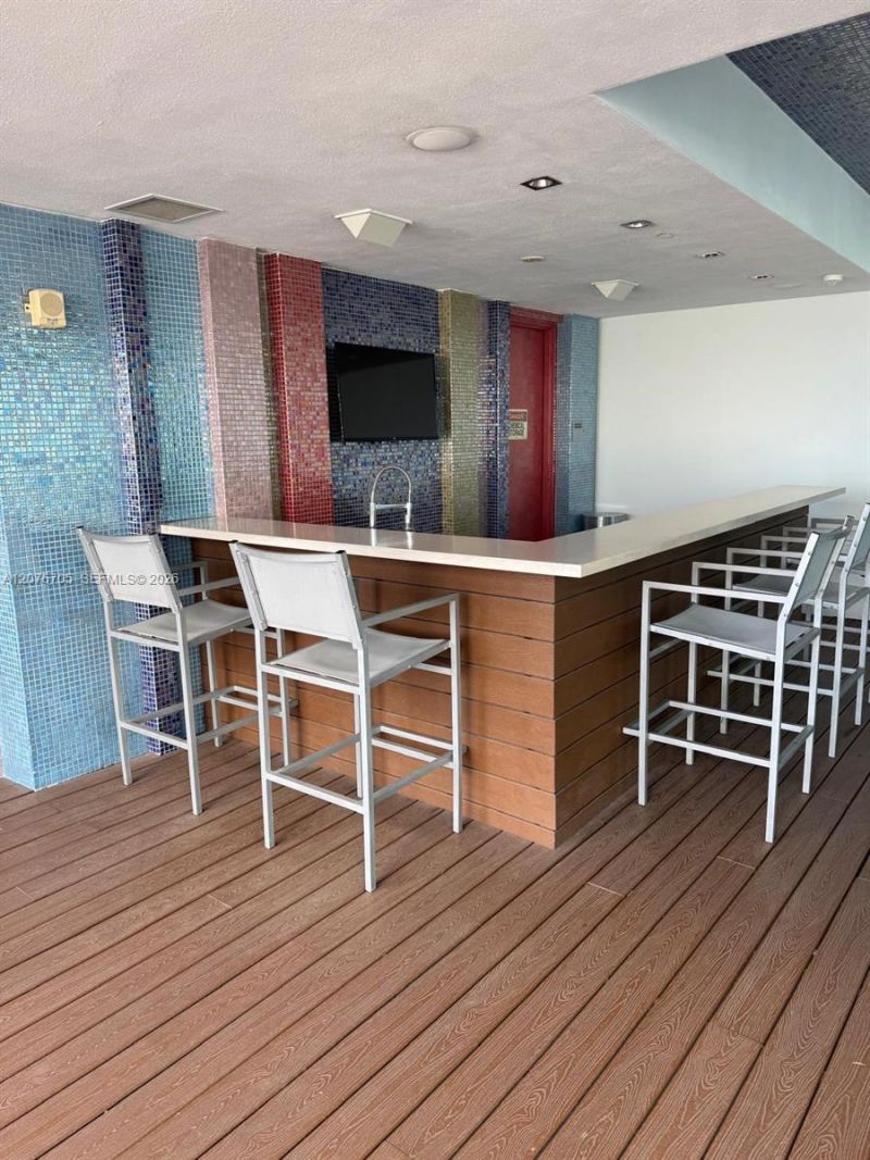 500 Brickell Ave , Unit 3210, Miami, FL 33131 Photo