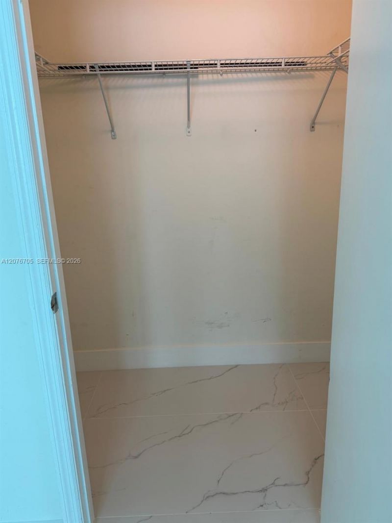 500 Brickell Ave , Unit 3210, Miami, FL 33131 Photo