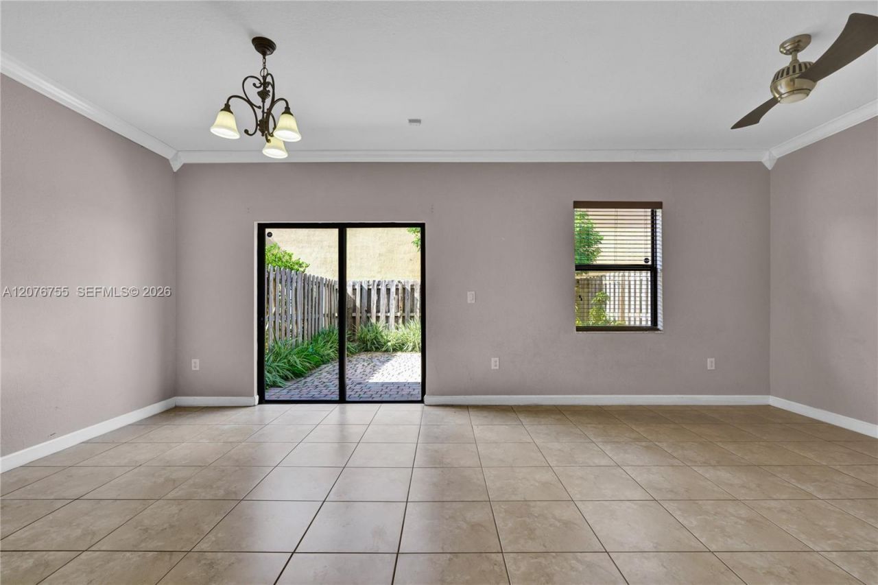 15381 SW 119th Ln, Unit 15381, Miami, FL 33196 Photo