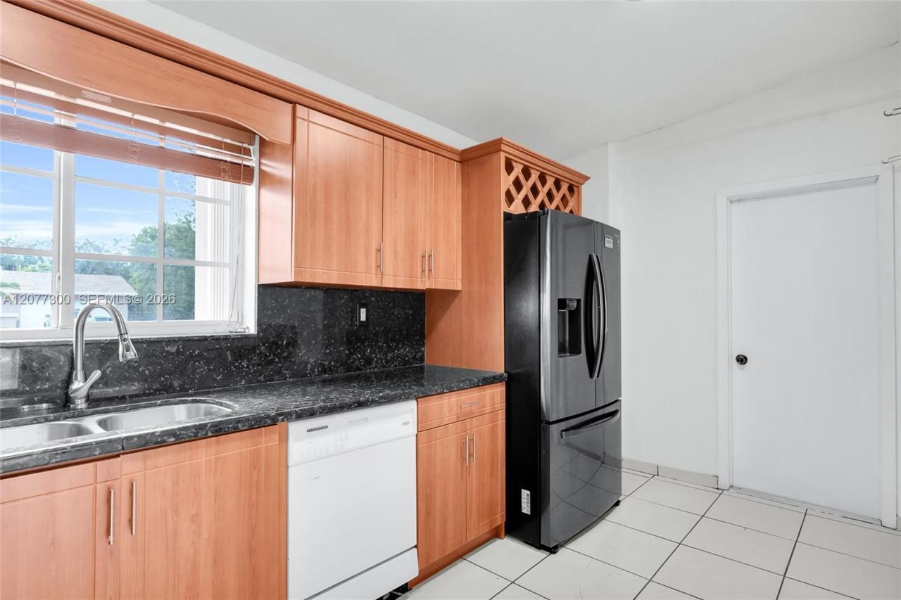 18600 SW 127th Pl , Miami, FL 33177 Photo