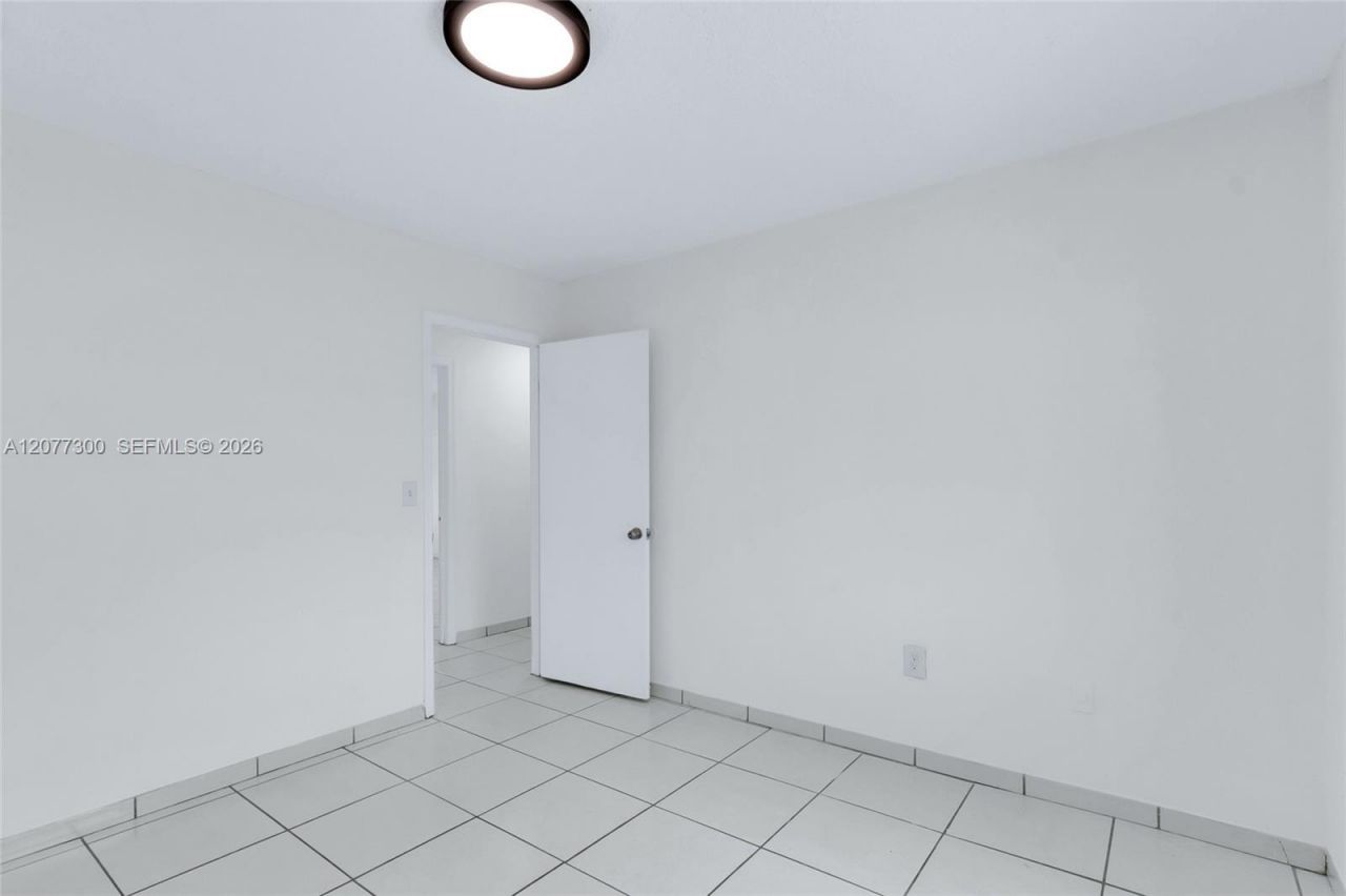 18600 SW 127th Pl , Miami, FL 33177 Photo