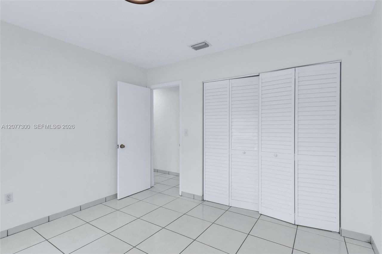 18600 SW 127th Pl , Miami, FL 33177 Photo