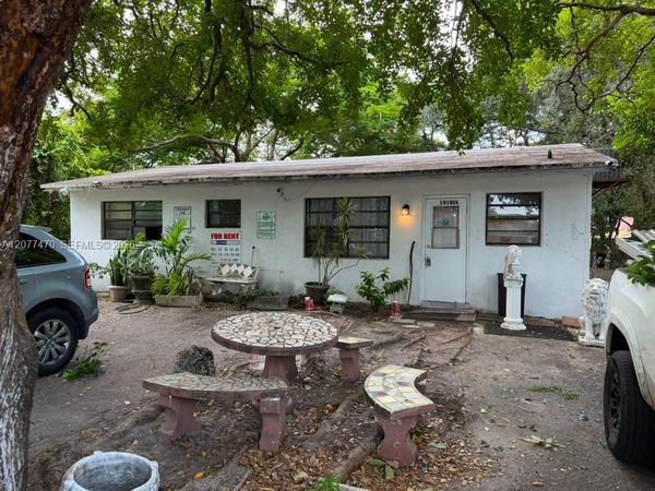 1918 Sheridan St , Hollywood, FL 33020