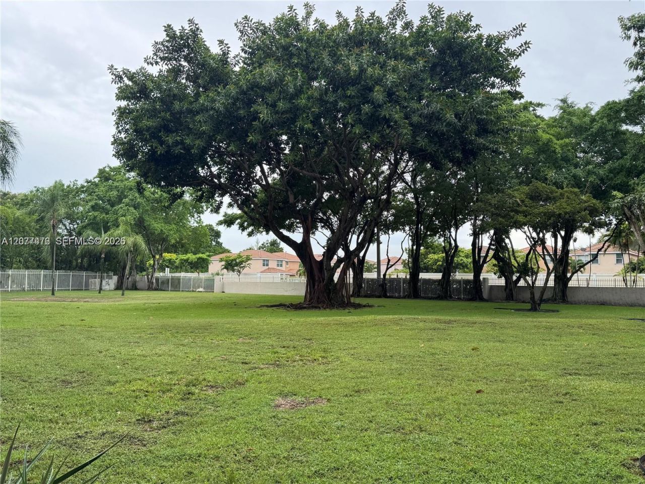 3910 Inverrary Blvd, Unit 603-B, Lauderhill, FL 33319 Photo