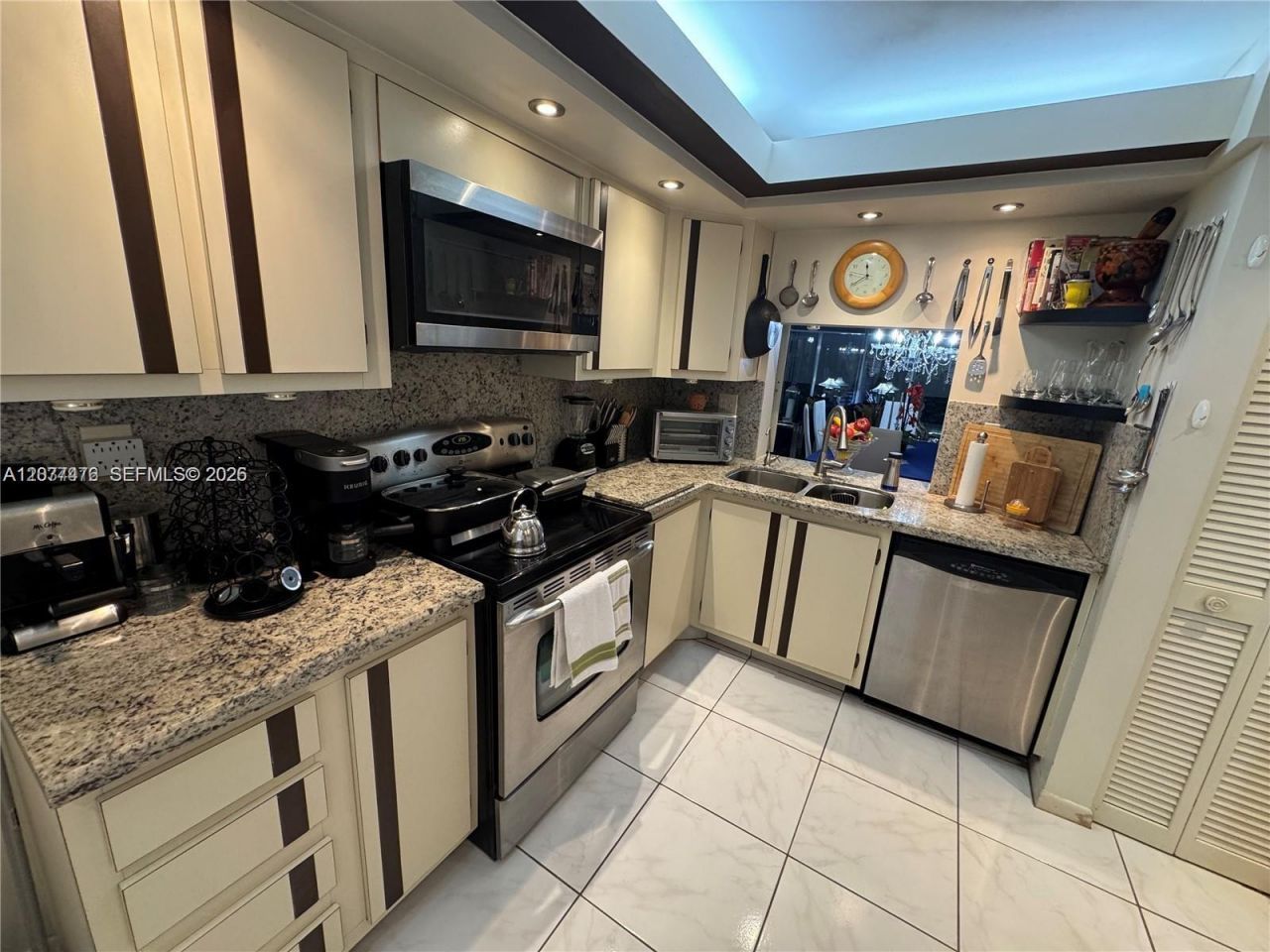 3910 Inverrary Blvd, Unit 603-B, Lauderhill, FL 33319 Photo
