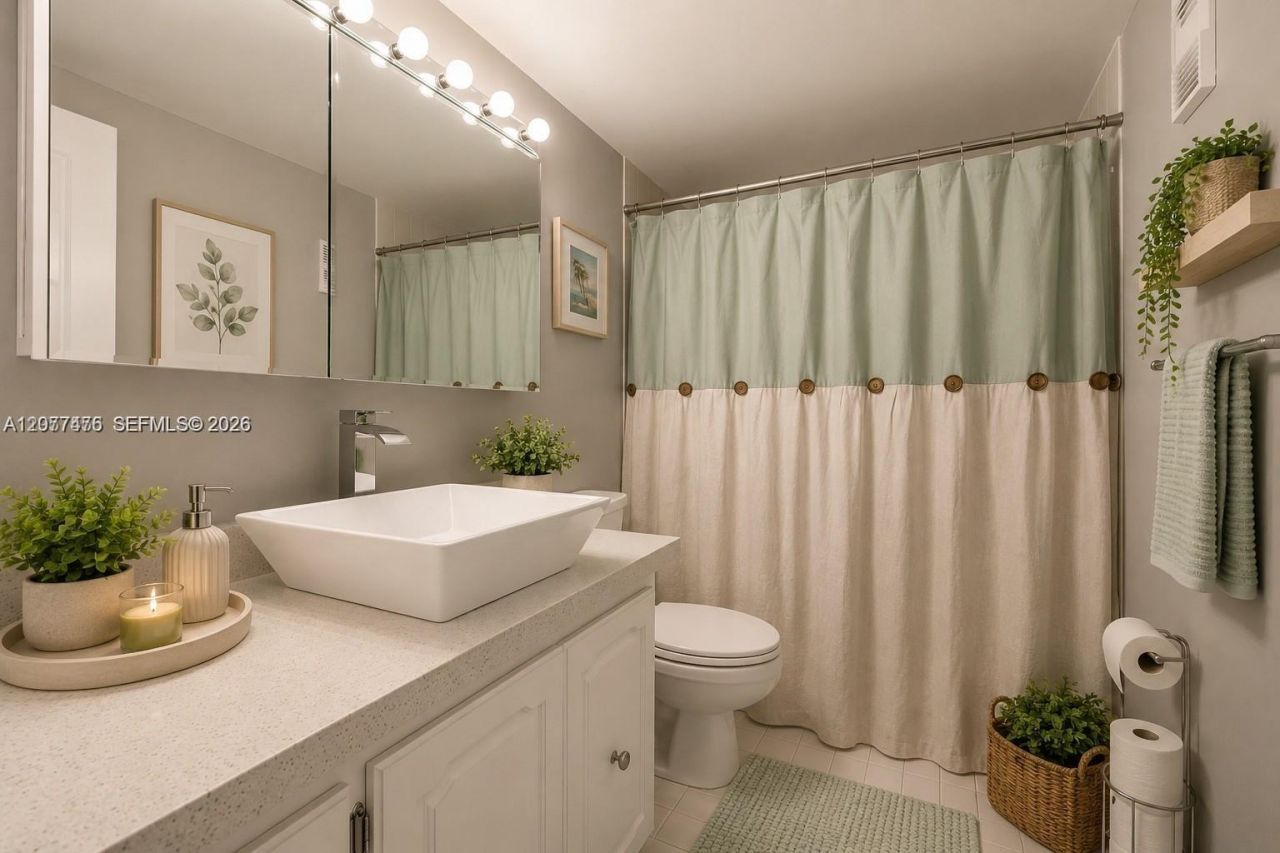 3910 Inverrary Blvd, Unit 603-B, Lauderhill, FL 33319 Photo