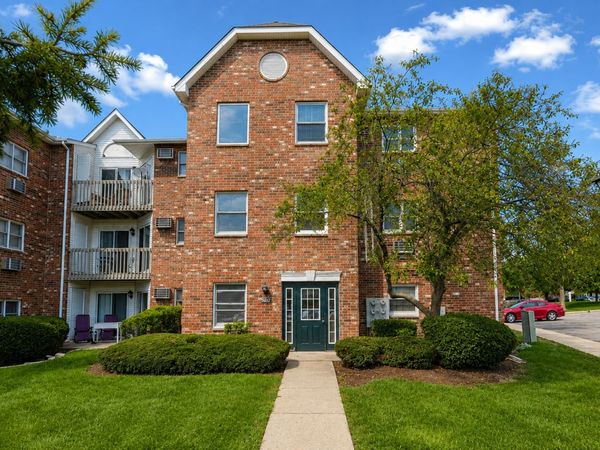 4312 W Shamrock Lane , Unit 3C, McHenry, IL 60050