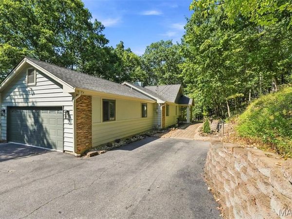 3311 Pine Cliff Road, Wildwood, MO 63038