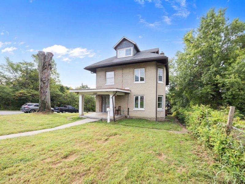 2545 Harrison Avenue, Cincinnati, OH 45211 Photo 2