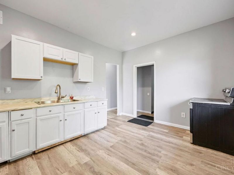 2545 Harrison Avenue, Cincinnati, OH 45211 Photo 8