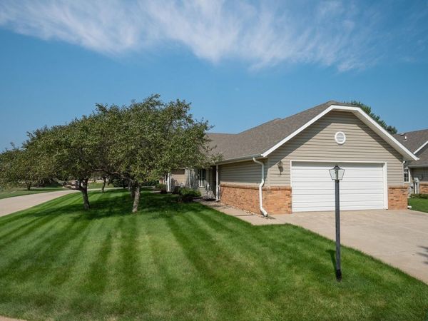 708 2ND ST SE, Unit 101, Orange City, IA 51041
