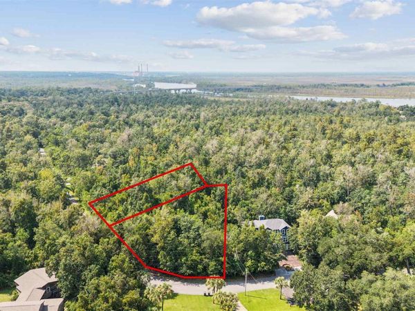 3650 Mackey Cove Dr, Pensacola, FL 32514