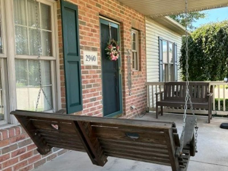 2940 Villa Glen Circle NW, Canton, OH 44708 Photo 3
