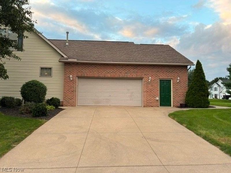 2940 Villa Glen Circle NW, Canton, OH 44708 Photo 35