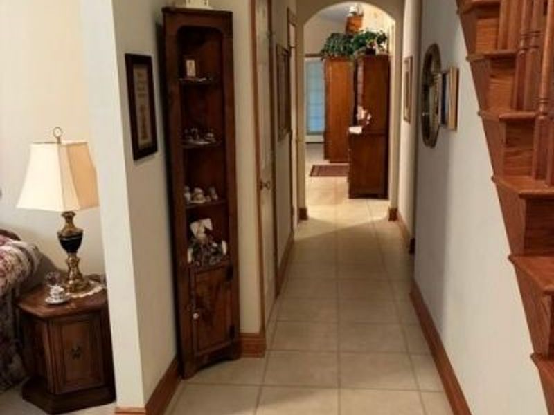 2940 Villa Glen Circle NW, Canton, OH 44708 Photo 6