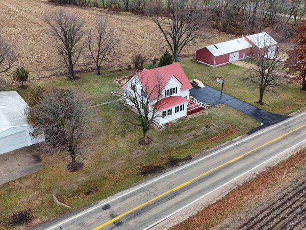 16437 EDWARDSVILLE Road, PECATONICA, IL 61063