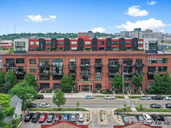 600 Broadway Avenue NW, Unit Suite 131, Grand Rapids, MI 49504