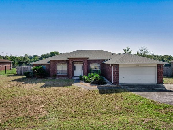 226 Trish Drive, Crestview, FL 32536