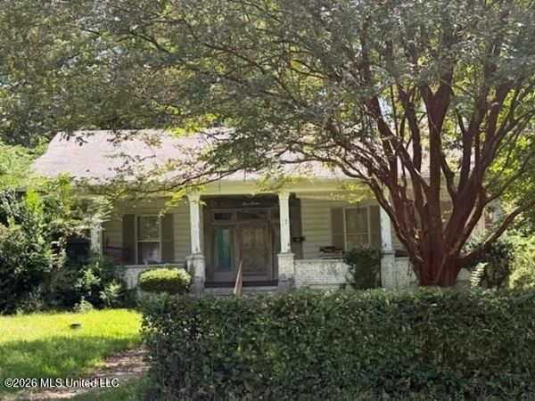 716 Franklin Street, Grenada, MS 38901